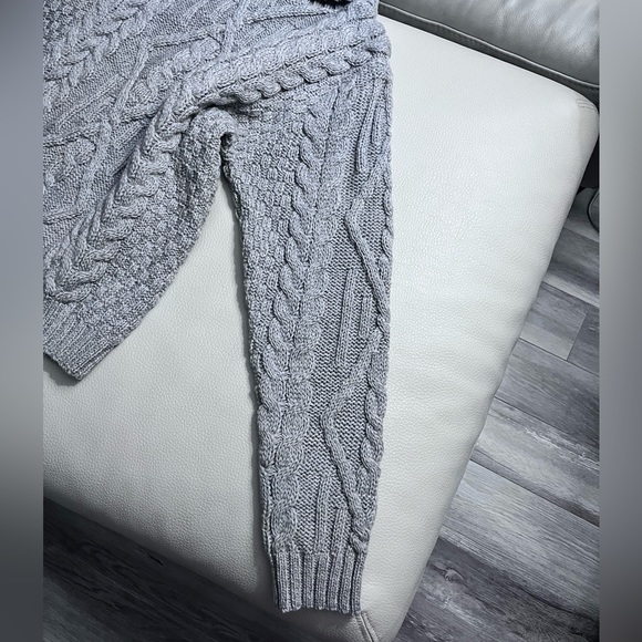 NWT - Aran Mor Ireland Women’s 100% Merino Wool Turtleneck Cable Sweater -Size L - Picture 8 of 12